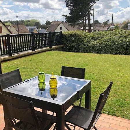 Beautiful Apartment With Gardenlk Cabourg Kültér fotó